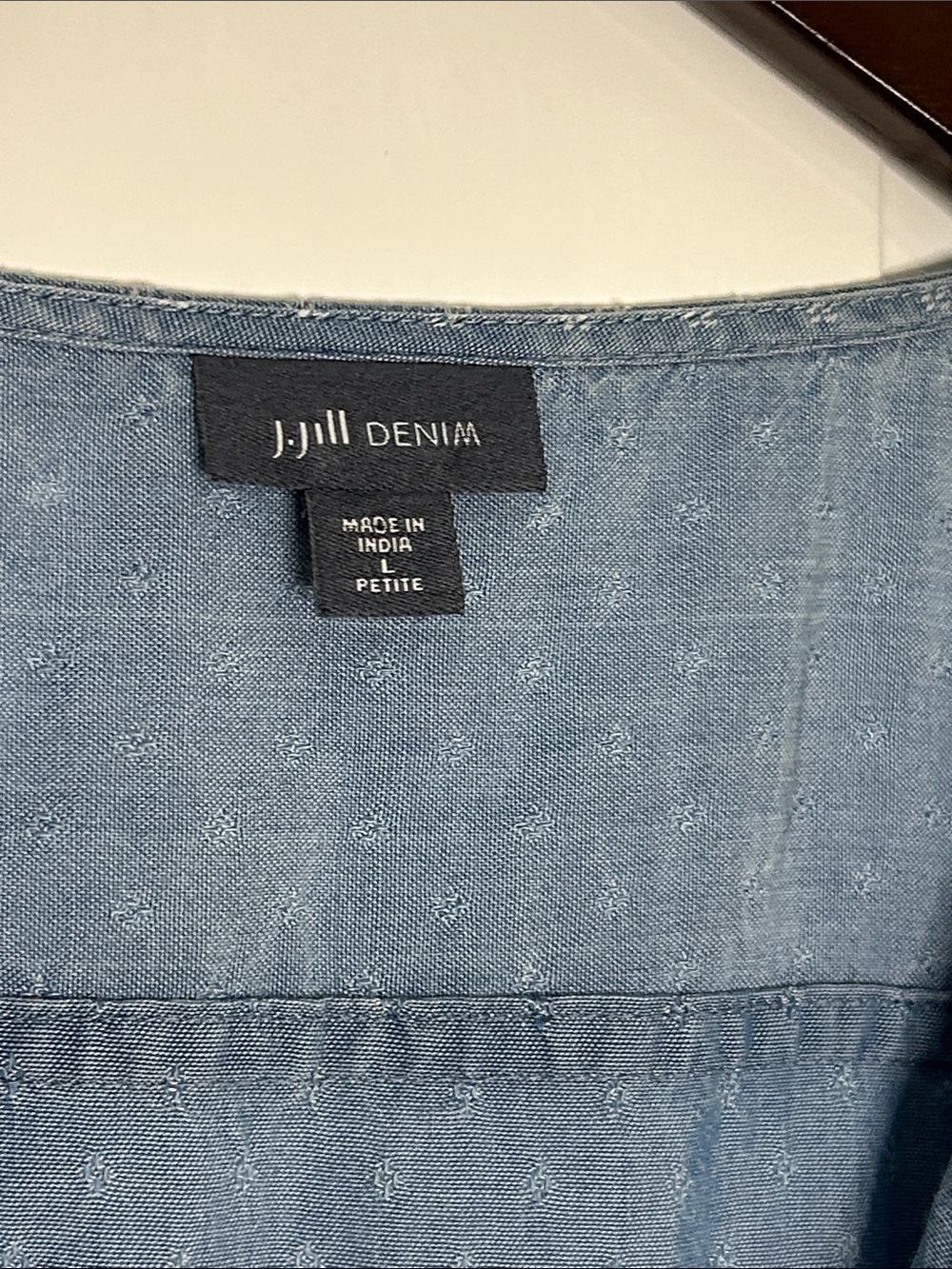 J. Jill Blue Sleeveless Button-Front denim Midi Dress with Tie Waist and pockets - Picture 2 of 8